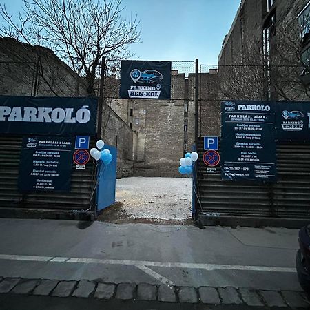 S8 Downtown Apartments With Optional Garage Budapest Esterno foto