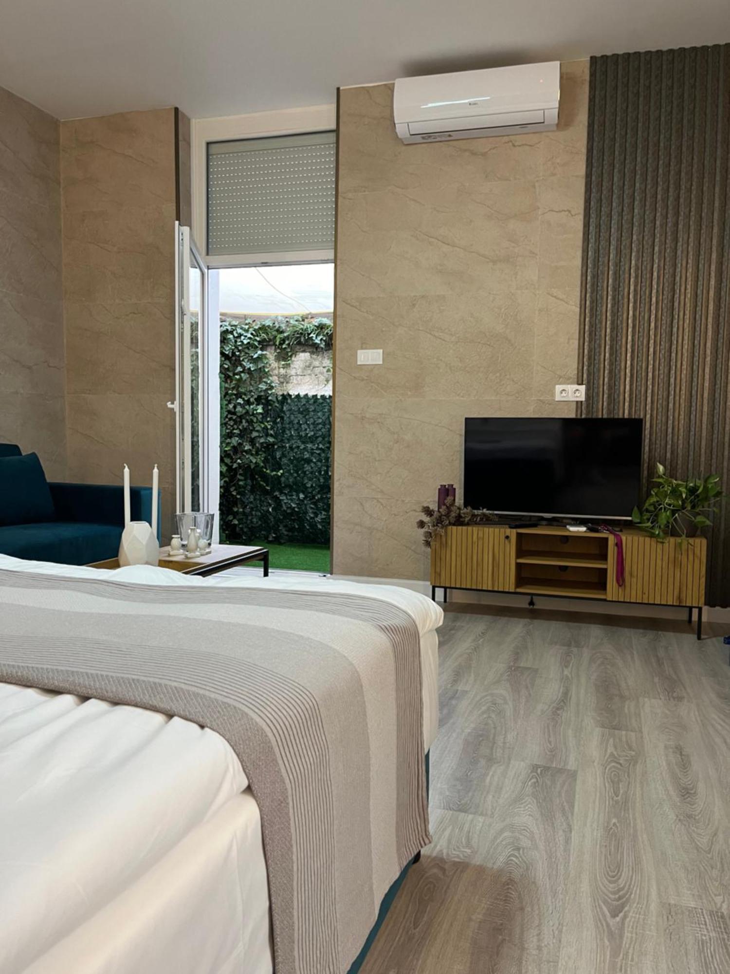 S8 Downtown Apartments With Optional Garage Budapest Esterno foto